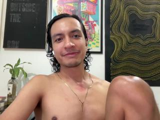 Andrew Ct webcam model stream image