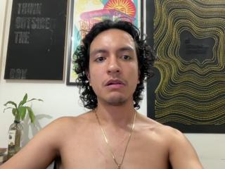 Andrew Ct webcam model stream image