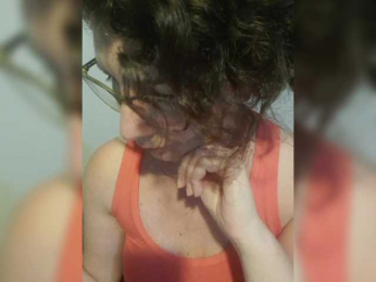ElitalianMilf webcam model stream image