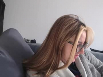 larysalovexxx94 webcam model stream image