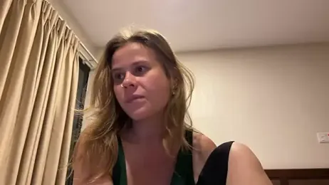 Stellamarbella webcam model stream image