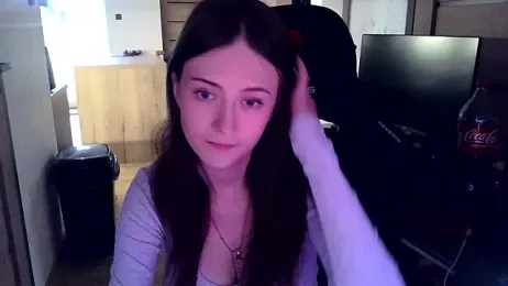 karlaluuvv webcam model stream image