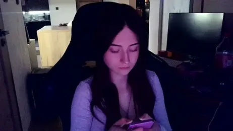 karlaluuvv webcam model stream image