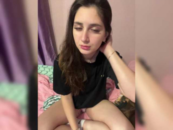 Milk-2 webcam model stream image