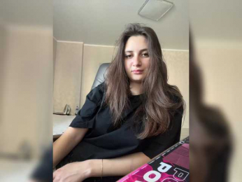 Milk-2 webcam model stream image
