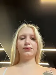 Mila_NoRules webcam stripchat model stream image