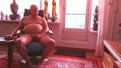 Exhib070 webcam model stream image
