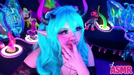 LaytonBox webcam model stream image