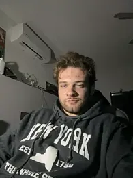 pretty_boytoy webcam model stream image