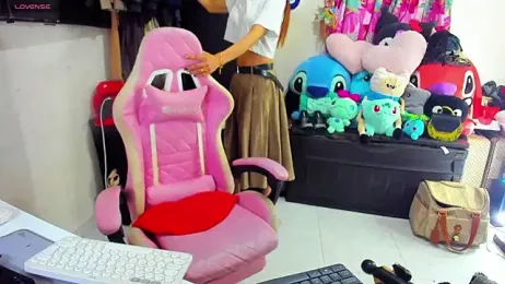 Lawrncesofiets webcam model stream image