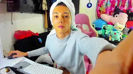 Lawrncesofiets webcam stripchat model stream image