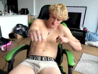 thatbl0ndeboyx webcam model stream image