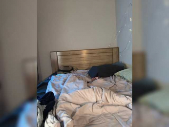 DashDesire webcam bongacams model stream image