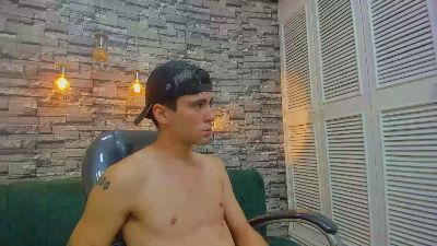 Mike_Whitee webcam cam4 model stream image