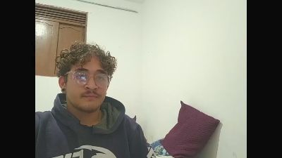WhiteHeaven webcam model stream image