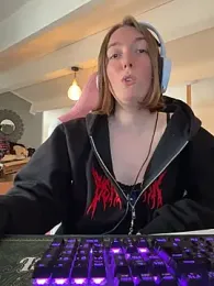 Daisy_Michto_Officiel webcam model stream image