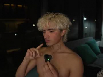 santimod webcam model stream image