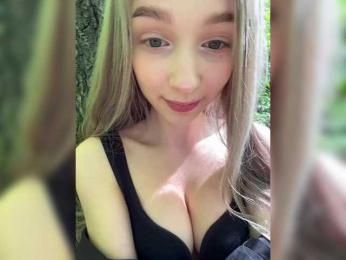 -BabyMia- bongacams stream image, 19.05.2025 11:00