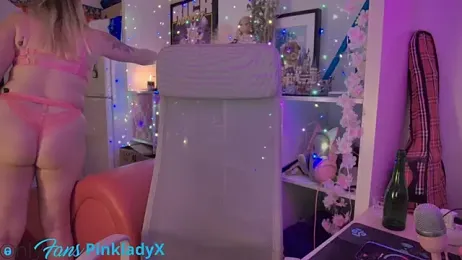 Pinkyladyxxx stripchat stream image