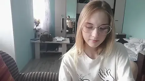 emolina1337 stripchat stream image