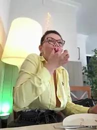CarlaConnor80 stripchat stream image