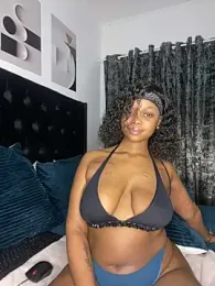 QueenTee23 stripchat stream image, 23.05.2025 22:30