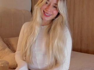 Amy Blondes flirt4free stream image