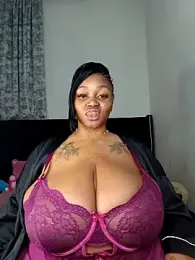 Yung-Missy stripchat stream image