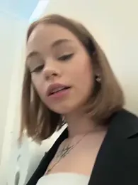 Street_young stripchat stream image
