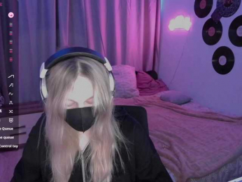 qwertikcam bongacams stream image