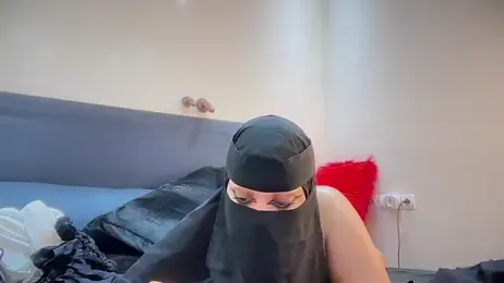 jyjyelamira stripchat stream image