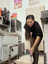 andii-1 stripchat stream image