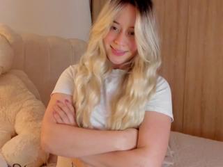 Amy Blondes flirt4free stream image