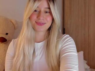 Amy Blondes flirt4free stream image