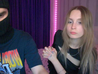 hollyJoys bongacams stream image