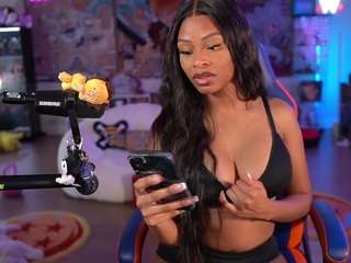 lovenzia camsoda stream image