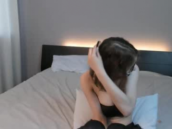 moirebaggs chaturbate stream image