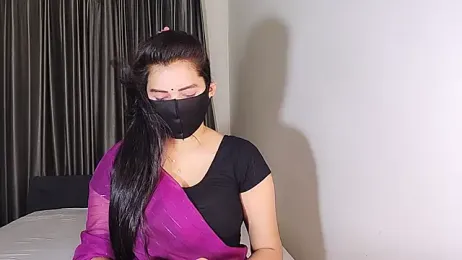 YourLovelyQueen stripchat stream image