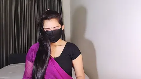 YourLovelyQueen stripchat stream image