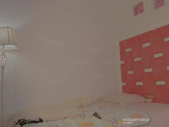 nicolle_mitchelle chaturbate stream image