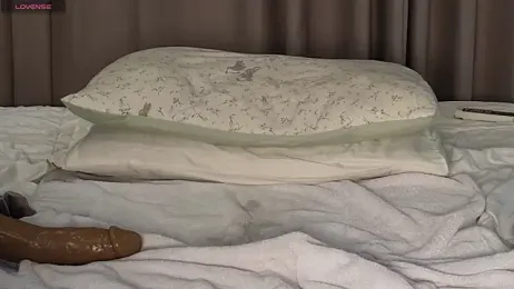 LucyNuty stripchat stream image