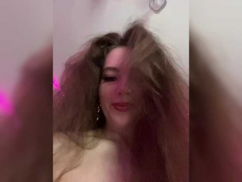 YourLadyyy bongacams stream image