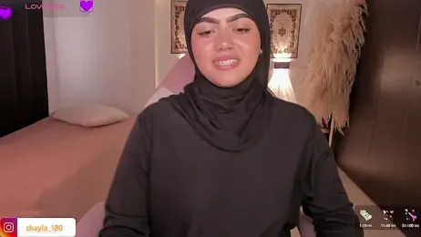 shayla_18 stripchat stream image