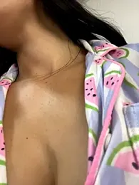 LaanaCooper stripchat stream image