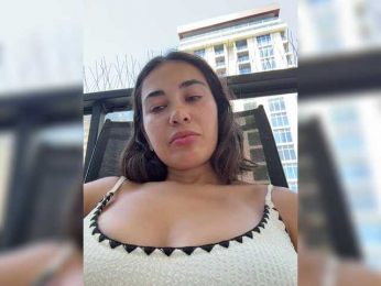 wlcm2talilia bongacams stream image