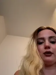 CherryEmmy stripchat stream image