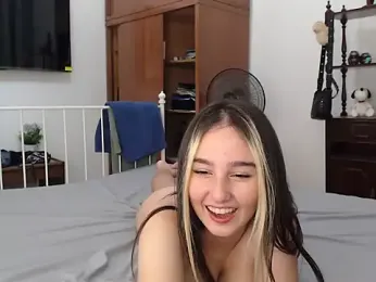 Curvymary stripchat stream image