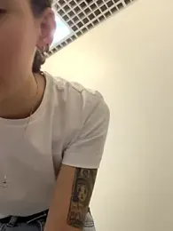 Street_young stripchat stream image