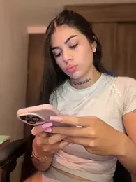 Sarasanders_4 stripchat stream image