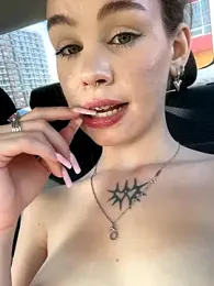 Street_young stripchat stream image